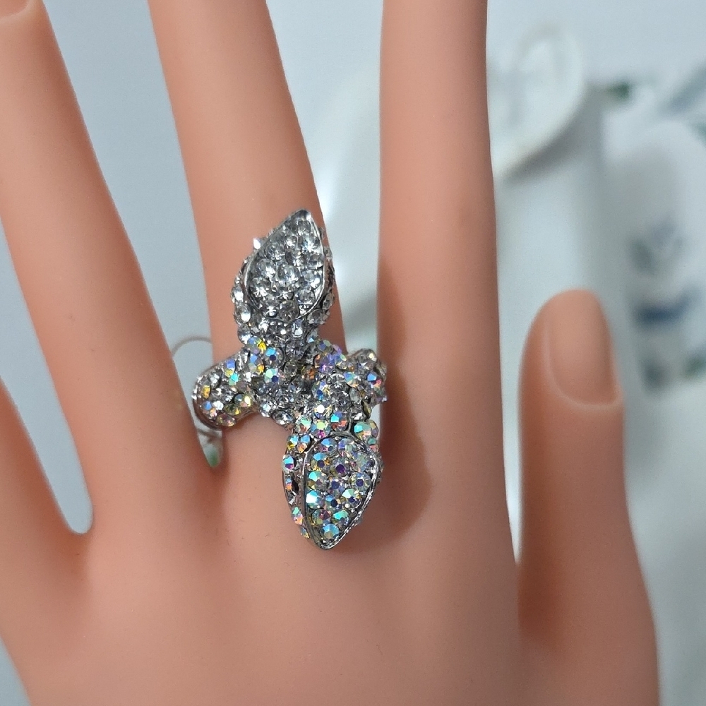Statement Rhinestone Snake Stretch Ring - Picture 5 of 9